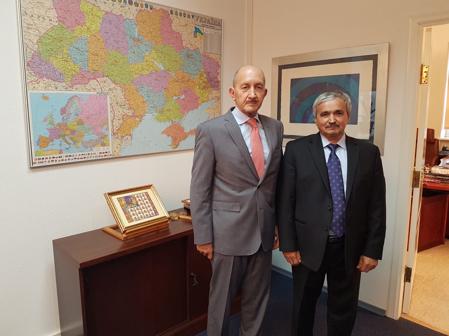 On October 11, 2016 took place a meeting of the Ambassador of Spain in Ukraine Gerardo Ángel Bugallo Ottone with the Mayor of Olexandriya Stepan Tsapiuk